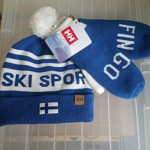 New Helly Hansen Stocking cap and mitten set